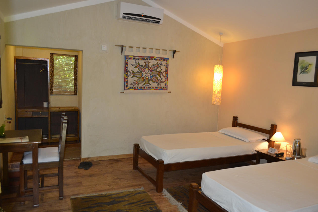 Machan Country Villa Kumarwarti Exterior photo